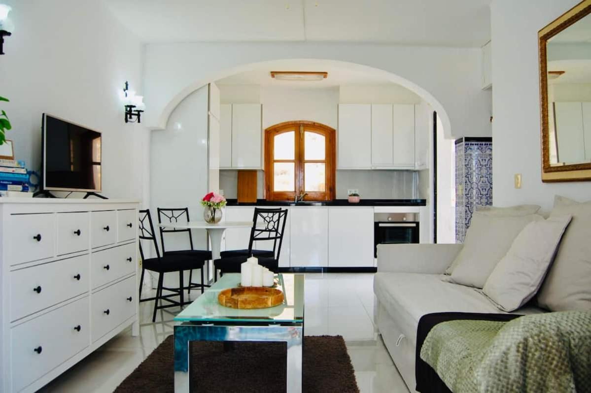Beautiful Apartment With Amazing Sea View Nerja Dış mekan fotoğraf